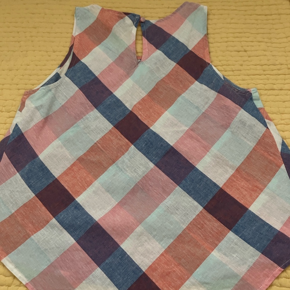 Cotton/Linen Sleeveless Top - Picture 3 of 3
